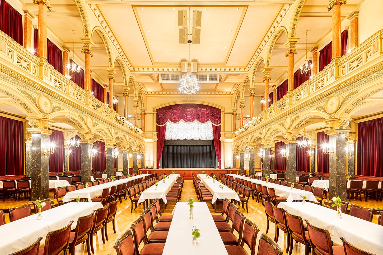 Festsaal und Galerie Musikhalle